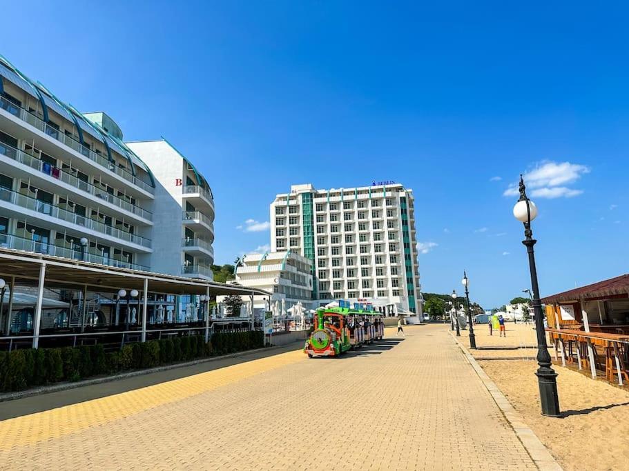 Berlin Golden Beach Romance Златни пясъци Екстериор снимка